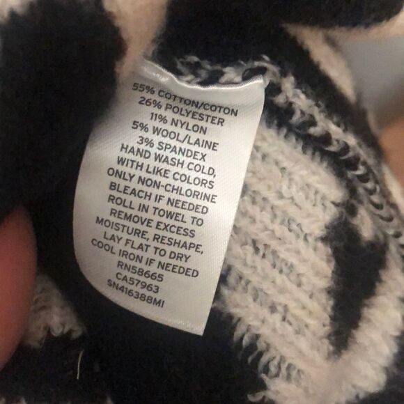 Nwot Something Navy leopard crewneck sweater - Picture 10 of 10